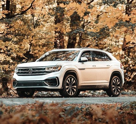 Vw Atlas Cross Sport, Volkswagen Atlas Cross Sport, Atlas Cross Sport, Dream Cars Range Rovers, Vw Atlas, Volkswagen Atlas, Sport Suv, Crossover Suv, Instagram Funny