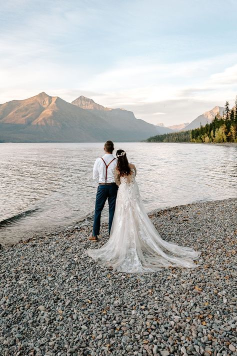 Lake Mcdonald Wedding, Lake Michigan Elopement, Lake Mcdonald Elopement, Lake Mcdonald Montana Wedding, Montana Wedding Photography, Mountain Lake Elopement, Elope Photoshoot, Elopement Photography Photo Ideas, Montana Wedding Ideas