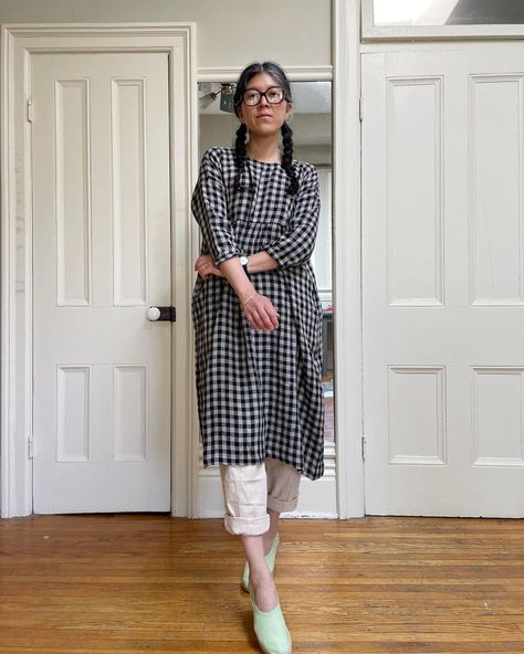 Erica Kim (@ahistoryofarchitecture) • Instagram photos and videos Erica Kim, Winter Dress Outfits, Dress Skirt, Winter Outfits, Layering, Dress Outfits, Shirt Dress, Photo And Video, Instagram Photos