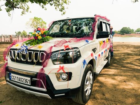 Scorpio wedding car Scorpio Wedding, Scorpio Car, Car Wedding, Indian Flag Wallpaper, Flag Wallpaper, Wedding Cars, Wedding Design Decoration, Indian Flag, Background Wallpaper For Photoshop