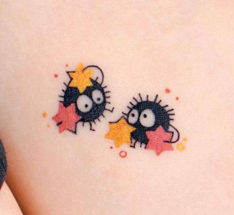 Totoro Dust Bunnies Tattoo, Soot Sprite Tattoo Design, Ghibli Dust Bunnies Tattoo, Matching Soot Sprite Tattoos, Soot Spirit Tattoo, Spot Sprite Tattoo, Anime Matching Tattoos, Soot Sprite Tattoo, Queen Bee Tattoo