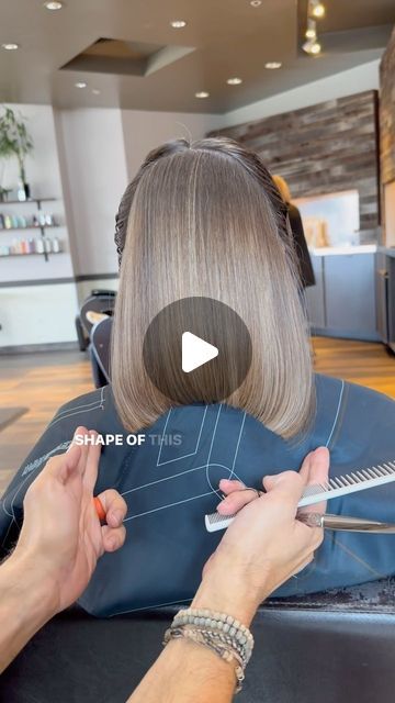 Ray Hornback Bob Haircutting Education on Instagram: "Here is one of my best tips for a lob or long bob haircut..  Create an upside down U shape to establish your length that will give you a guide to connect the front with the back.  This is a no fail way to create the perfect perimeter for a lob.  Was this helpful?👇🏼" Upside Down Bob Haircut, Long Bob Hairstyles Back View, Blonde Long Angled Bob, Angle Lob Haircut, Styling Inverted Bob, Long Textured Lob Haircut, Bobs And Lobs Haircut, Long Angled Lob, Angled Bob Haircuts Long