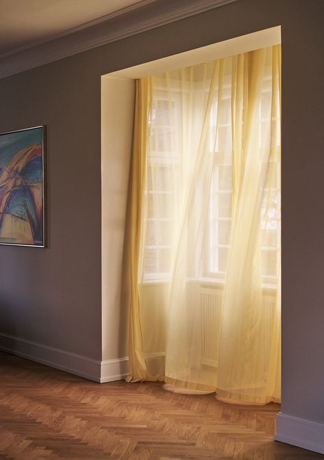 Flowy Curtains, Bright Curtains, Yard Kitchen, Bedroom Children, Yellow Curtains, Curtain Room, Unique Houses, House Room, Awesome Bedrooms