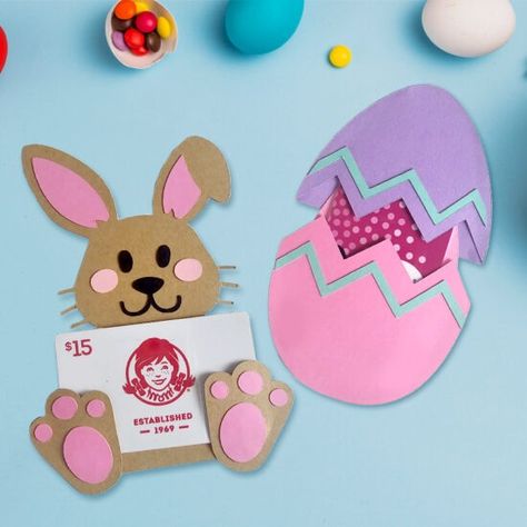 Cricut Easter Gift Card Holders SVG - Gina C. Creates Easter Gift Card Holder, Unique Gift Card Holder, Card Holder Template, Gift Card Holder Template, Easter Craft Projects, Teacher Gift Card, Unique Gift Cards, Bunny Napkins, Teddy Bear Gifts