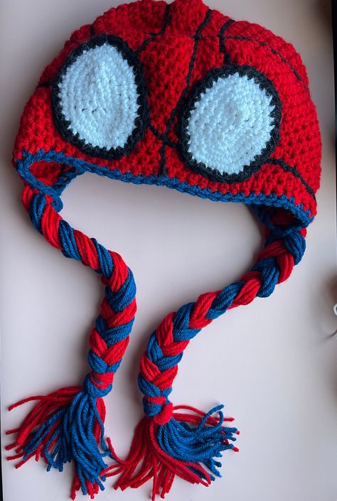 Crocheted Spider Man Hat, Mayday Beanie Pattern, Spider Man Crochet Hat Pattern, Mayday Hat Spiderman, Spider Man Hat Crochet Free Pattern, Spiderman Beanie Crochet Tutorial, Spider Man Beanie Crochet Free Pattern, Spiderverse Crochet Hat, Spiderman Mayday Hat