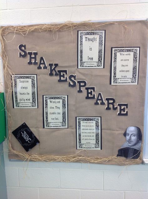 Shakespeare unit! Ok so I must be on a Shakespeare kick. I really like this board for its clean yet informative look.  I think this would be great along side the infographic I created on the time line of his life and writing. English Department Ideas, English Literature Exhibition Ideas, English Exibition Ideas, Drama Club Bulletin Board Ideas, Literature Decoration Ideas, English Project For Exhibition, Shakespeare Classroom Decor, Ideas For English Exhibition, English Exhibition Ideas