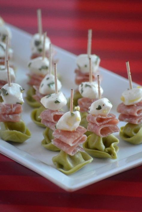 Marinated Mozzarella Pearls & Tortellini Appetizer Recipe Tortellini Appetizer, Phyllo Appetizers, Marinated Mozzarella, One Bite Appetizers, Mozzarella Pearls, Tiny Foods, Marinated Vegetables, Cheese Tortellini, Appetizer Bites