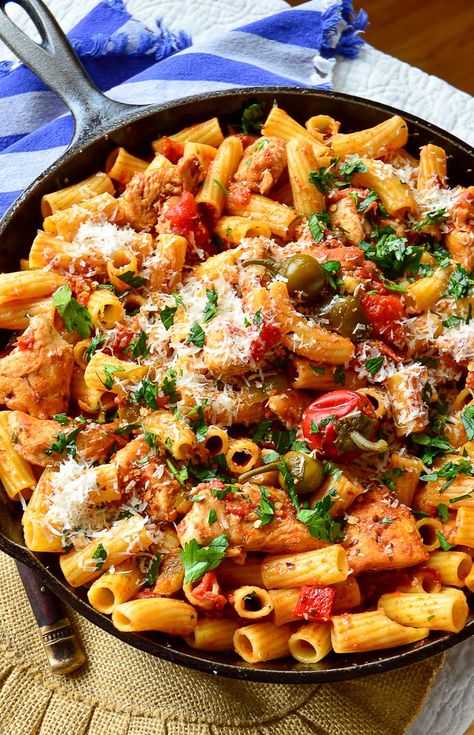 Chicken Riggies Pasta - This Is How I Cook Chicken Riggies Recipe, Chicken Riggies, Tomato Sauce Chicken, Cherry Peppers, Italian Cuisine Recipe, Dinner Pasta, Hearty Comfort Food, Tasty Dinner, Budget Recipes