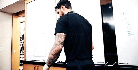 #wattpad #fanfiction request it, i'll write it. i can make your nhl dreams come true :) Jamie Benn, Rich Family, I'm Pregnant, Fathers Say, Dallas Stars, Nine Months, Wattpad Fanfiction, Breath In Breath Out, Still Love You