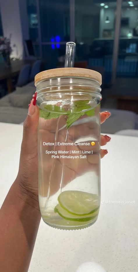 Whiskey Soda, Detox Water Recipe, Cups With Lids And Straws, Iced Coffee Cups, Healthy Water Drinks, Healthy Juice Drinks, Easy Healthy Meal Prep, Healthy Drinks Smoothies, Tumbler Glass