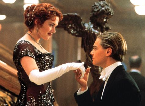 Titanic Kate Winslet, Titanic Leonardo Dicaprio, Jack And Rose, Cute Couples Costumes, Period Films, Katherine Hepburn, Titanic Movie, Famous Novels, Richard Gere