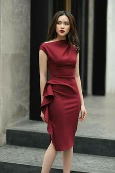 Maroon Dress, Outfit Trends, Classy Dress, Trendy Dresses, Red Fashion, Simple Dresses, Look Fashion, Classy Outfits, Pretty Dresses