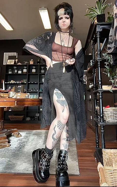 Summer Goth Outfits Aesthetic, Goth Outfit Inspiration Summer, Bohemian Goth Fashion, Wymsical Goth, Grunge Punk Summer Outfits, Alt Outfit Ideas Summer, Outfit Ideas Summer Alt, Outfit Ideas Summer Goth, Grunge Summer Dress