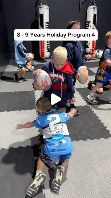 Elite Rugby League Pathways on Instagram: "8 - 9 YEARS HOLIDAY PROGRAM 4  #eliterugbyleaguepathways #holidayprogram #tackle #catch #pass #drill #skills #bumper #rugbyleague" Rugby Body, Rugby Training, Holiday Program, Rugby League, Rugby, Programming, On Instagram, Instagram