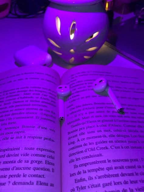 Purple Aesthetic Lifestyle, Reading Purple Aesthetic, Led Purple Aesthetic, Purple Lifestyle Aesthetic, Purple Cozy Aesthetic, Reading Aesthetic Purple, Studying Aesthetic Purple, Purple Reading Aesthetic, Purple Self Care Aesthetic