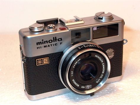 Vintage Cameras Photography, Vintage Camera Lens, Minolta Camera, Film Equipment, Photographic Film, Photo Gear, Old Cameras, Classic Camera, Rangefinder Camera