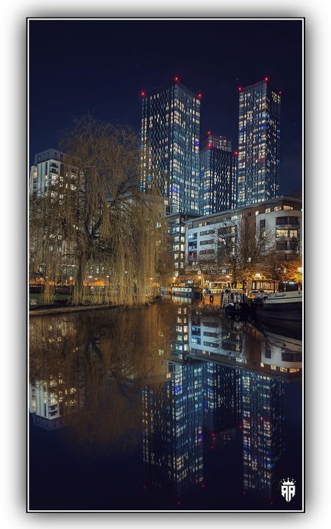 Taken in Castlefield, Manchester of the recently NEW West Tower, Deansgate Square 🌃📸 #Manchester #ManchesterCityCentre #CastlefieldBowl #CastlefieldManchester #Castlefield #Deansgate #WestTower #RobertRileyPhotography Deansgate Square, Castlefield Manchester, Deansgate Manchester, Manchester Photography, Keep Looking Up, Manchester City Centre, New West, City Aesthetic, Sky Aesthetic