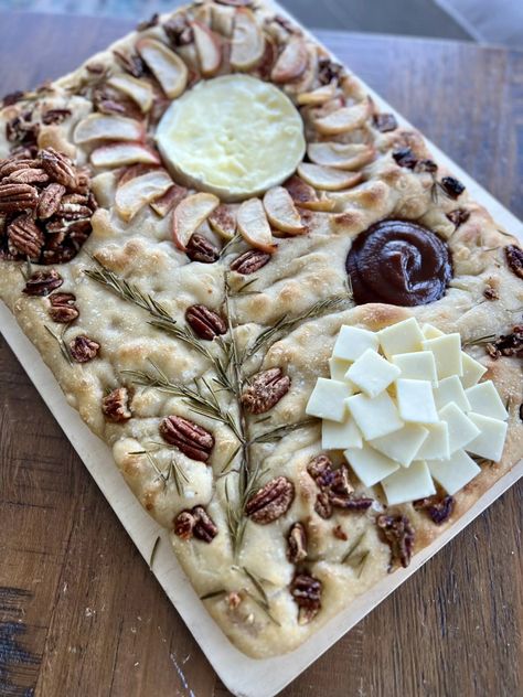 Focaccia Charcuterie Board, Fall Focaccia, French Stove, Sourdough Focaccia Recipe, Sourdough Focaccia, Foccacia Bread, Natural Yeast, Charcuterie Ideas, Homemade Apple Butter