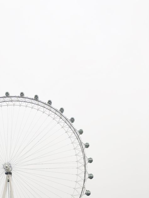 London’s eye London Decor, City Project, Cool Wallpapers Art, London Eye, Less Is More, Cool Wallpaper, Travel Journal, Instagram Feed, Art Wallpaper