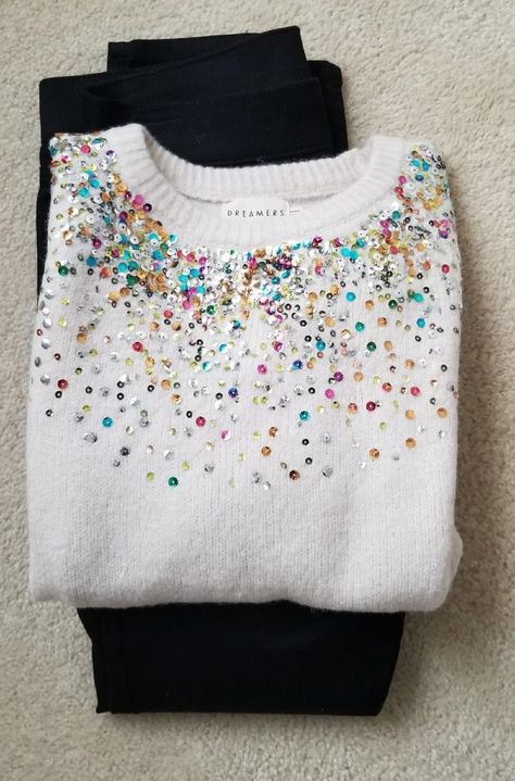 Bedazzled Sweatshirt, Festive Sweaters, Desain Merek, Winter Holiday Outfits, Glitter Sweater, Diy Vetement, Embellished Sweaters, Sequin Sweater, Dressed To The Nines