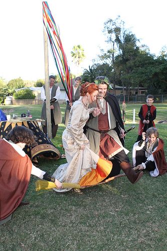 Kjirsten& Bruces medieval pagan handfasting vow renewal | Offbeat Bride Young Couple Wedding, Pagan Handfasting, Wiccan Wedding, Blended Family Wedding, Pagan Wedding, Wedding Script, Geek Wedding, Viking Wedding, Medieval Wedding