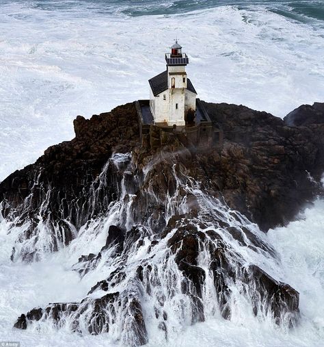 The lighthouse is said to have claimed the lives of previous lighthouse keepers who stayed on the property Uninhabited Island, Lighthouse Keeper, Lighthouse Pictures, Most Haunted Places, Brittany France, Beautiful Lighthouse, Light Houses, Water Water, Most Haunted