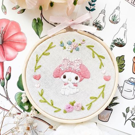 Embroider Ideas, Western Embroidery, Crochet Knit Stitches, Cute Embroidery, Sewing Embroidery Designs, Hand Embroidery Patterns, My Melody, Embroidery And Stitching, Diy Projects To Try