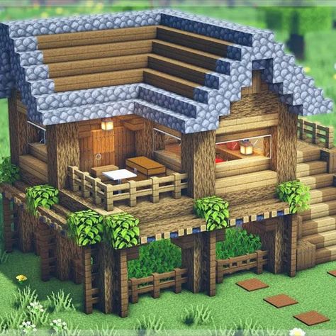 Keep it simple! That's what house ideas are about. When it comes to building a survival oak Minecraft house for beginners, this is a fairly simple build! Firstly, take a look at exterior decoration, you better use lots of pillars made of oak logs, then fill the floor with spruce planks, and install 1 or 2 gates for the area below. And then don’t forget to add a staircase beside the whole house and decorate it with spruce trapdoors. Minecraft House Ideas, Minecraft House, House Ideas, Minecraft, Cabin, Building, Wood