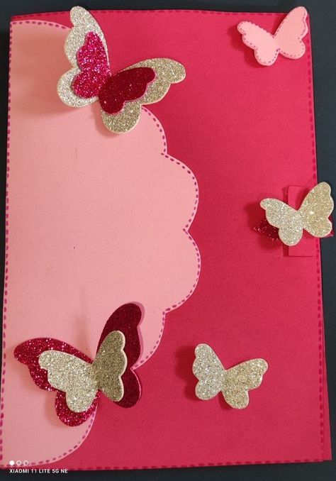 Envelope Design Ideas For School, Envelopes Decoration Ideas, Handmade File Decoration Ideas, Folder Design Diy School, Folder Decoration Ideas, Book Decorations Cover, Folder Decoration Ideas School, File Cover Decoration Ideas Handmade, File Cover Decoration Ideas