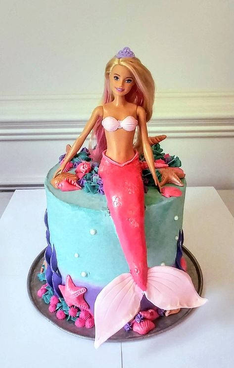 Barbie Mermaid Cake, Easy Mermaid Cake, Mermaid Barbie Cake, Mermaid Doll Cake, Mary Birthday, Fairy Birthday Cake, Poppy Cake, Birthday Bags, Barbie Mermaid