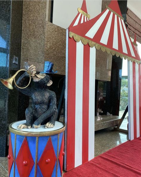 Circus Party Entrance, Circus Themed Decorations, Circus Entrance Decoration, Circus Marquee, Circus Theme Parade Float, Circus Pedestal, Circus Theme Backdrop, Circus Hallway Decorations, Diy Circus Tent