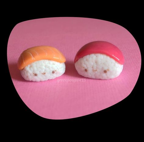 Kawaii Sushi | @greenpenguin33 #polymerclay Kawaii Sushi, Kawaii Crafts, Salmon Sushi, Clay Keychain, Cute Date Ideas, Polymer Clay Figures, Fruit Wallpaper, Picnic Date, Modeling Clay