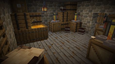 Minecraft Pirate Ship Interior, Minecraft Brewery Ideas, Minecraft Weaponsmith Interior, Minecraft Medieval Tavern Interior, Minecraft Bar Ideas Medieval, Minecraft Cleric House Interior, Minecraft Medieval Furniture, Minecraft Medieval Kitchen, Minecraft Torture Room