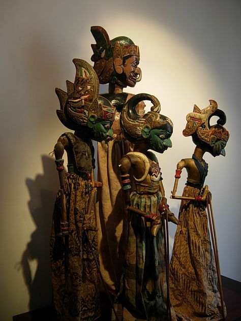 Indonesian Puppets, Shadow Puppetry, Wayang Golek, Puppet Show, Science And Nature, Art Object, Art Exhibition, Asian Art, Puppets