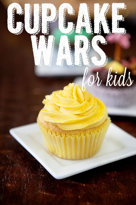 Cupcake Wars Ideas, Cupcake Wars Birthday Party, Cupcake Wars Party, Kid Cupcakes, Cupcake Wars, Baking Party, 13th Birthday Parties, Sleepover Ideas, 10th Birthday Parties