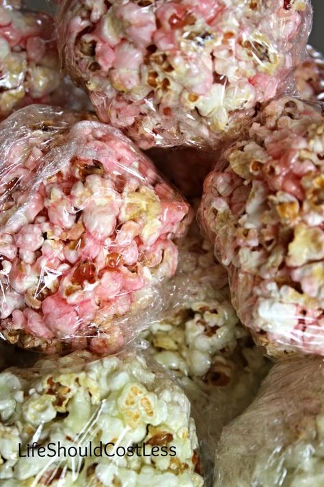 LIFE SHOULD COST LESS: Jolly Rancher Flavored Popcorn Balls Jolly Rancher Flavors, Cooking Popcorn, Taffy Recipe, Popcorn Balls Recipe, Seasoned Crackers, Jolly Rancher Hard Candy, Popcorn Treats, Popcorn Balls, Movie Night Snacks