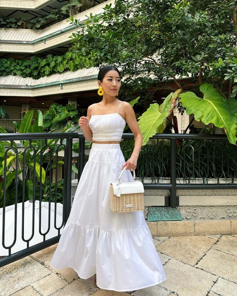 White Skirt Outfit Aesthetic, Two Piece Long Skirt Set, White Crop Top Outfit, White Skirt And Top, Two Piece Outfits Skirt, Extra Petite Blog, White Skirt Set, Petite Work Outfits, White Skirt Summer