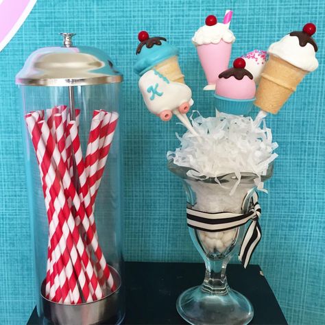 Malts & Roller Skate 50's Soda Shop Cake Pops 50s Cupcake Ideas, 70s Skate Party Roller Disco, Let The Good Times Roll Skate Party, 50s Theme Cupcakes, Roller Cake Birthday, Cake Pop Decorating, Sock Hop, Retro Party, Retro Theme