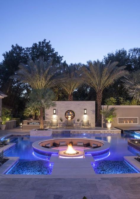 Beautiful Mansions Luxury Dream Houses, Rich Pool, Dream Backyard Pool, Pool House Designs, Swimming Pool Landscaping, Luxury Swimming Pools, Luxury Pools, Modern Pools, Dream Pools