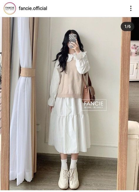 White Dress Classy Formal, Classy Formal Dress, Dress Outfits Casual, White Dress Classy, Modest Girly Outfits, Classy Teen, White Dress Outfit, Girls Dress Outfits, Muslim Outfits Casual