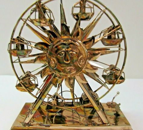 Vintage Ferris Wheel, Ferris Wheel Model, Wheel Art, Vintage Cabin, School Art, School Projects, Buy Vintage, Art School, Ferris Wheel