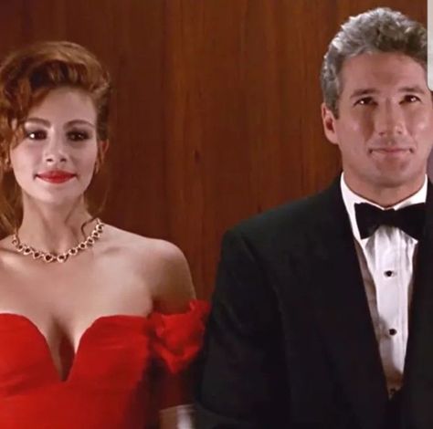 Pretty Woman Halloween Costume, Pretty Woman Quotes, Pretty Woman Movie, Romance Film, Rich Girl Lifestyle, Woman Movie, Perks Of Being A Wallflower, Chick Flicks, Richard Gere