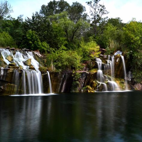 9 Best Waterfalls Near Wisconsin Dells Weekend Trip Checklist, Hiking Wisconsin, Wisconsin Waterfalls, Gravel Parking, Waterfall Features, Wisconsin Dells, Largest Waterfall, Wisconsin Travel, Small Waterfall