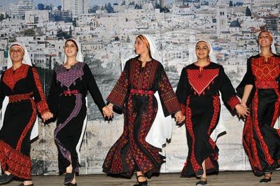 world's cultures face: syria Syrian Culture Aesthetic, Syria Culture, Syrian Clothing, Syrian Culture, Arab Dress, Al Quds, Nostalgia Art, Arab Culture, Henna Party