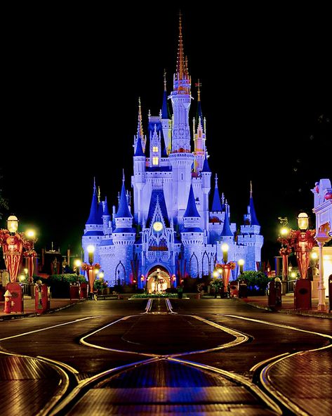 https://flic.kr/p/777LQE | An Empty Main Street at Night (Explored) | View On Black  See where this picture was taken. [?]  ____________________________________________________________________________  This picture made it to Flickr Explore October 12, 2009 - #13 - thanks everyone!  __________________________________________________________________  Disney Photo Challenge winner in "Around the Park" - thanks for your votes! Disney Lights, Disney Castles, Disney Parque, Cinderella's Castle, Castle Pictures, Disney World Pictures, Disney Photography, Disney Magic Kingdom, Cinderella Castle