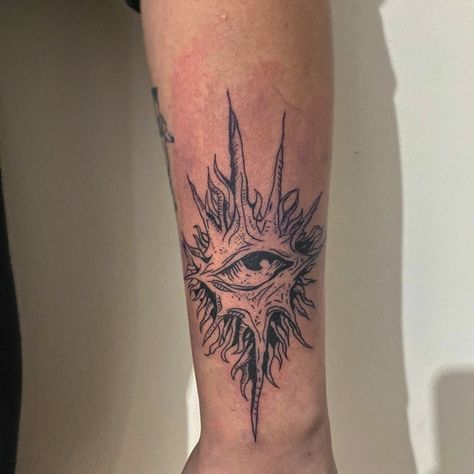 Eye Elbow Tattoo Men, Historic Tattoo Ideas, Unicursal Hexagram Tattoo, Star Eye Tattoo, Eye Forearm Tattoo, Eye Hand Tattoo, Small Mens Tattoos, Eyeball Tattoos, Fill In Tattoo Ideas