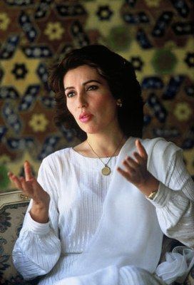 Benazir Bhutto, James Bond Women, Bond Women, 67th Birthday, Pakistani Culture, Iranian Beauty, Henna Body Art, Bridal Makeover, Indian People