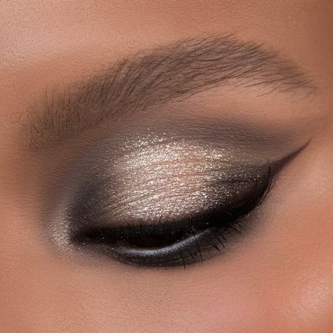 Retro Glam Eyeshadow Palette - Natasha Denona | Sephora Retro Glam Palette, Winter Eyeshadow, Warm Eyeshadow Palette, Grey Eye Makeup, Natasha Denona Eyeshadow, Golden Eyeshadow, Glam Eyeshadow, Natural Nails Manicure, Silver Eye Makeup