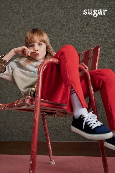 Kids Fashion Magazine, Vogue Kids, Kids Studio, Clothes For Kids, Zara Kids, Kids Outfits Girls, 가을 패션, Kids Fashion Boy