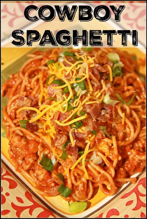 The ultimate comfort food, with both ground pork and crispy bacon, and lots and lots of gooey cheese, this will make even the pickiest man a spaghetti fan! Pork Spaghetti, Cowboy Spaghetti, Perfect Pot Roast, Spaghetti Ingredients, Hot Dish, One Dish Dinners, Italian Recipe, Gooey Cheese, Favorite Comfort Food